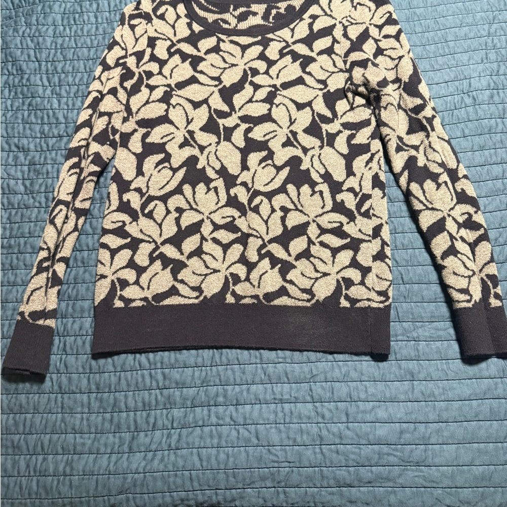 Women's Leaf Pattern Sweater